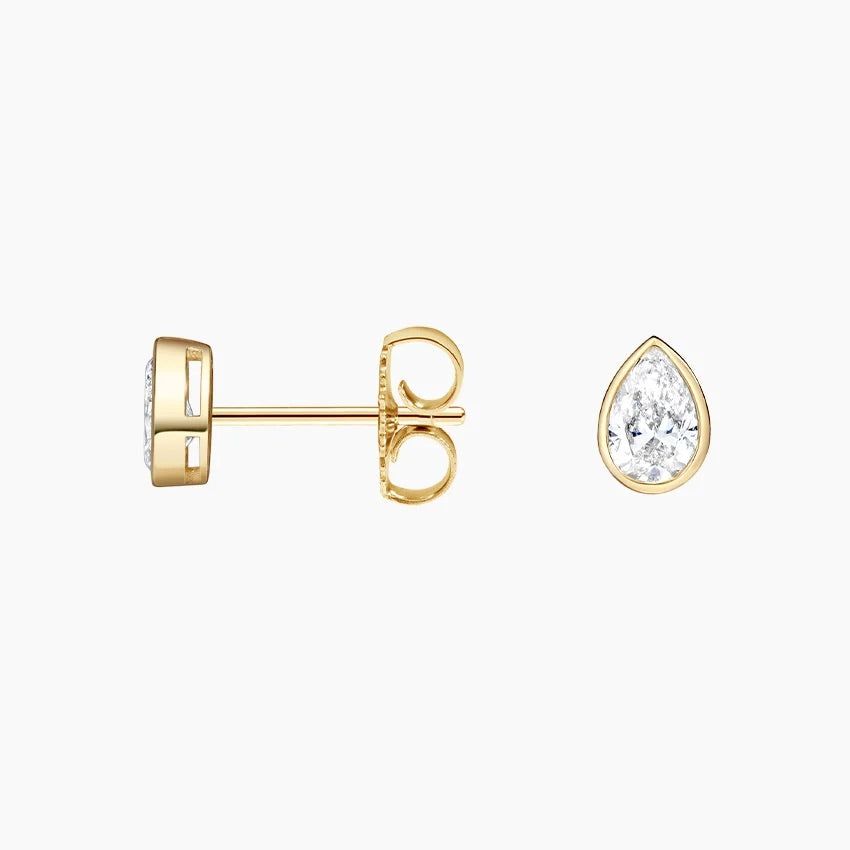 Сережки пусети з діамантами Bezel Pear Cut